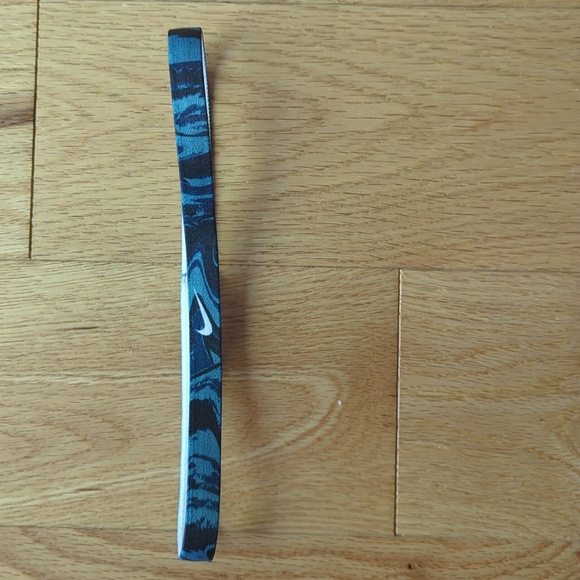 Nike. Set of 3. Headbands. NWOTs - Picture 3 of 6